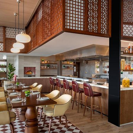 Abesq Doha Hotel And Residences, An Ihg Hotel Ngoại thất bức ảnh The Kitchen at The Westin Dubai