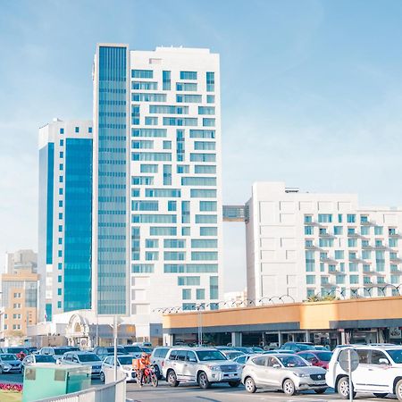 Abesq Doha Hotel And Residences, An Ihg Hotel Ngoại thất bức ảnh Al-Emarat Hospital