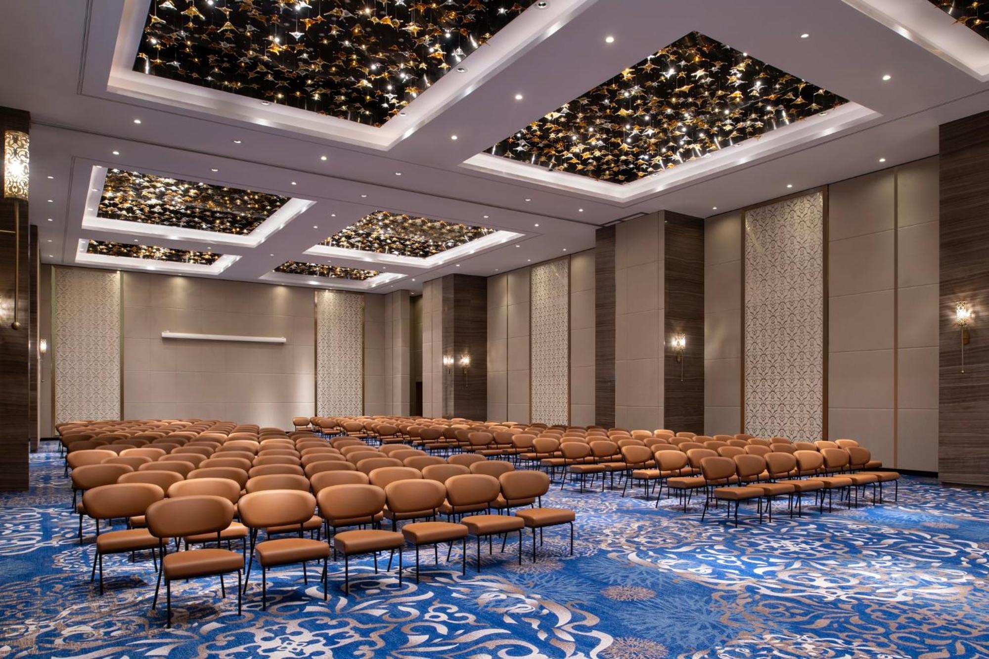 Abesq Doha Hotel And Residences, An Ihg Hotel Ngoại thất bức ảnh The Grand Ballroom
